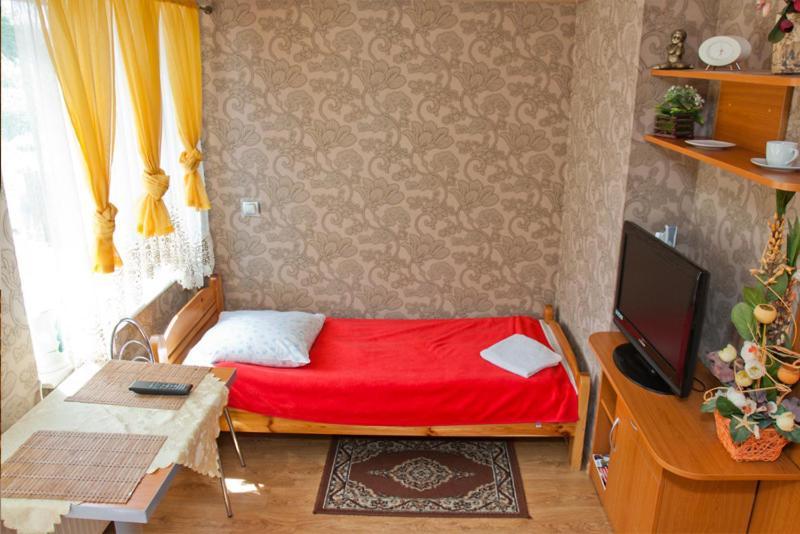 Pokoje Goscinne Amader Zambrow Exterior foto